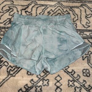 Lulu HR hotty hot shorts